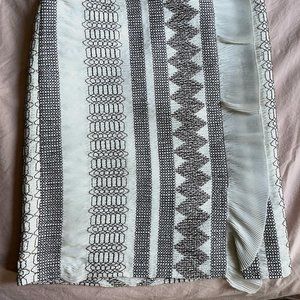 NWT Tory Burch size 8 White/Brown Stitched Pencil Skirt w/ side ruffle